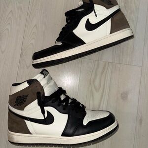 Air Jordan 1 Mocha